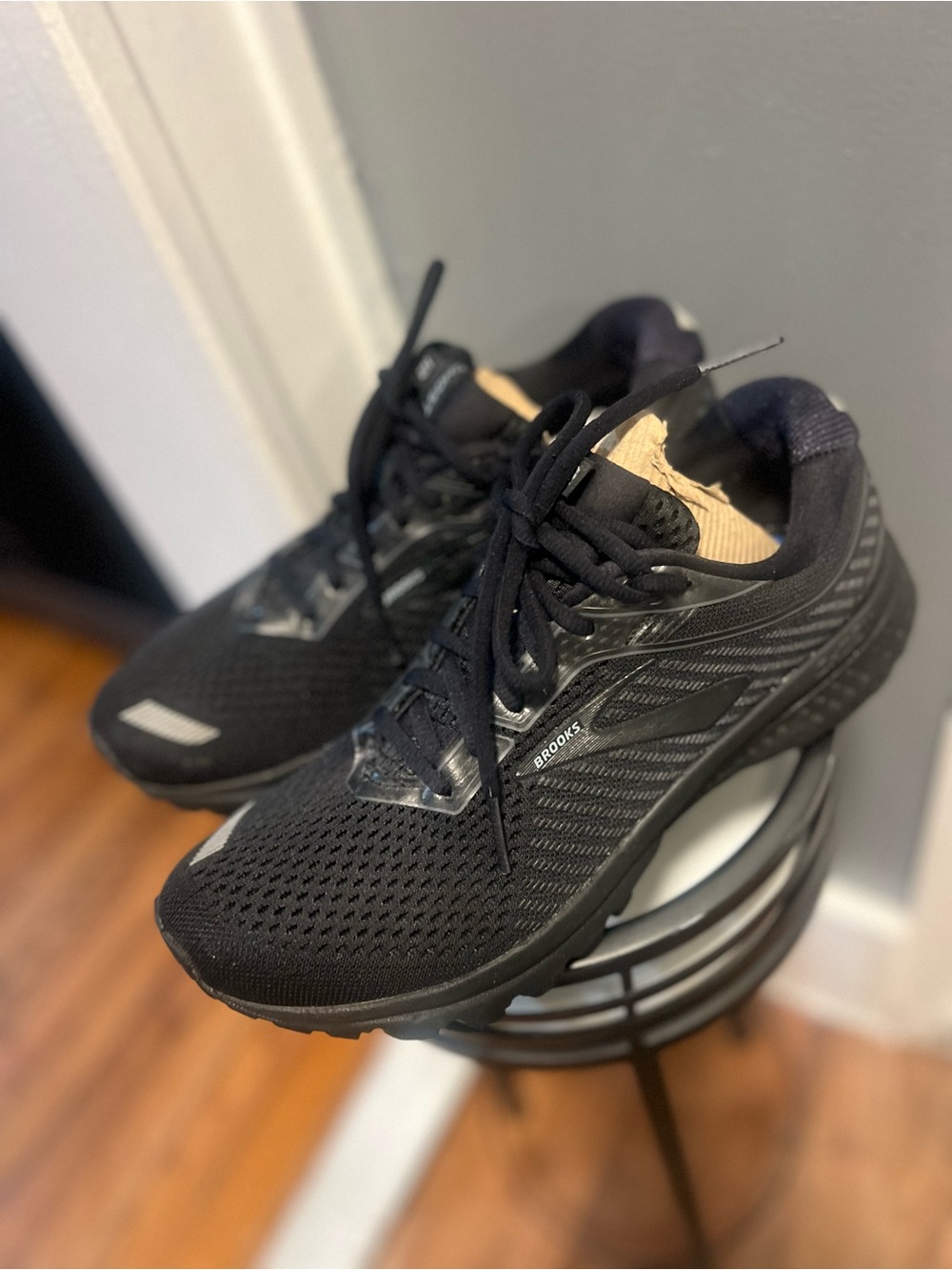 Brooks Ghost 14 Triple Black Running  Women's US 10 B 1Sneakers Walking Comfort